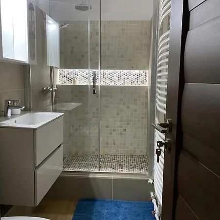 Turquoise Nerva Traian * Bucarest