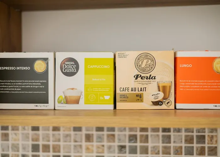 Turquoise Nerva Traian Lägenhet